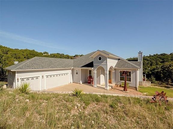 3rd image of 19024 Hornsby Ln