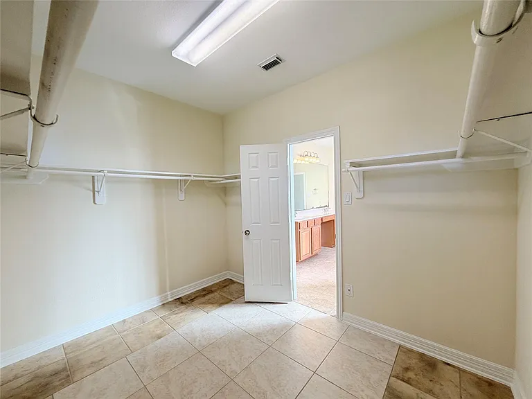28015 Silverstream Ct — Photo 17