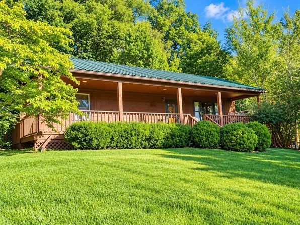245 River Valley Rd, Frankfort, KY 40601