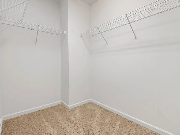 2708 Evanston Ave — Photo 23