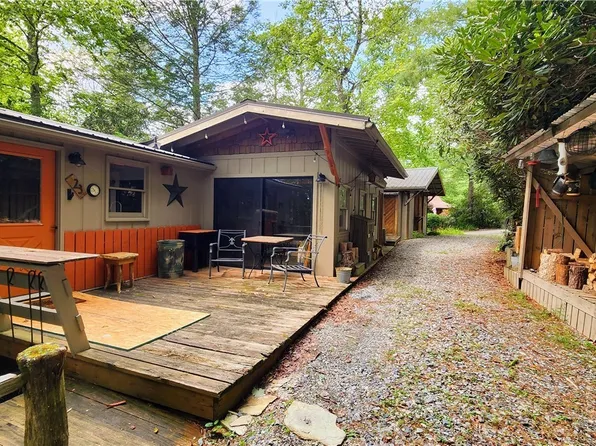 23 Grouse Circle, Newland, NC 28657