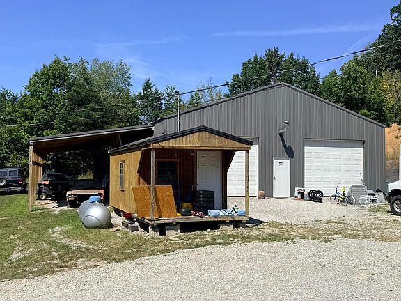 5th image of 272 Grimes Rd