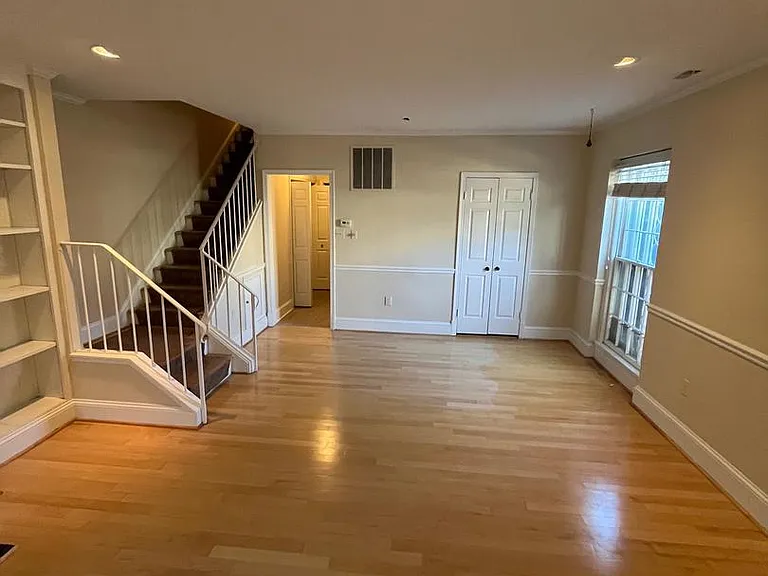1676 Beekman Pl NW #C — Photo 14