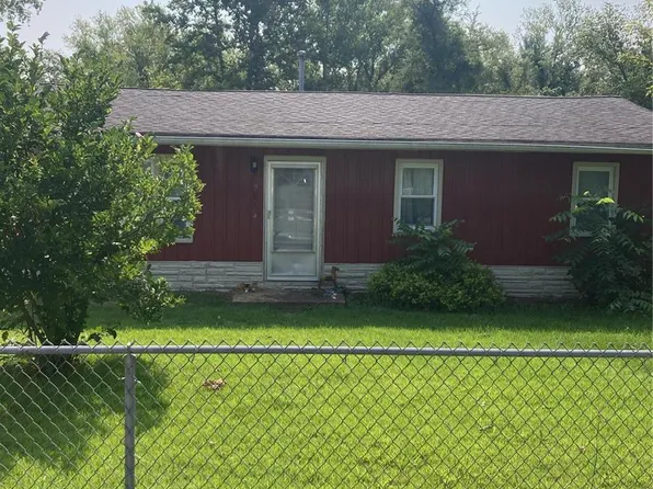 9814 Osage Dr, Hillsboro, MO 63050