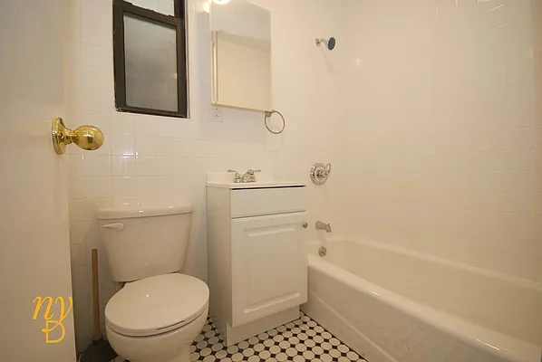 Rented by New York Dwellings LLC | media 16