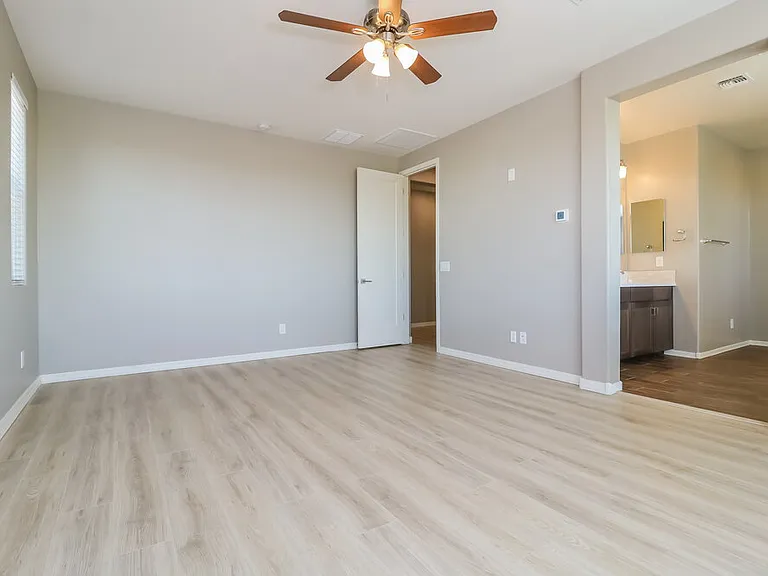 21051 W Almeria Rd — Photo 13