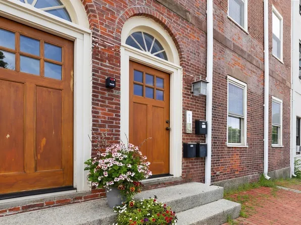 6 Union St #3, Salem, MA 01970