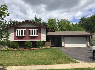 324 Falcon Ridge Way, Bolingbrook, IL 60440