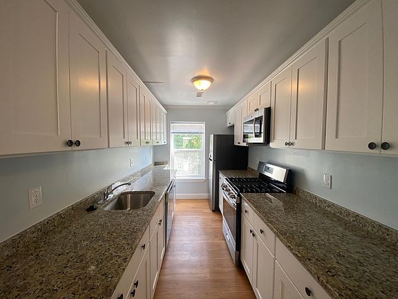 3rd image of 1316 Geddes Ave APT 10