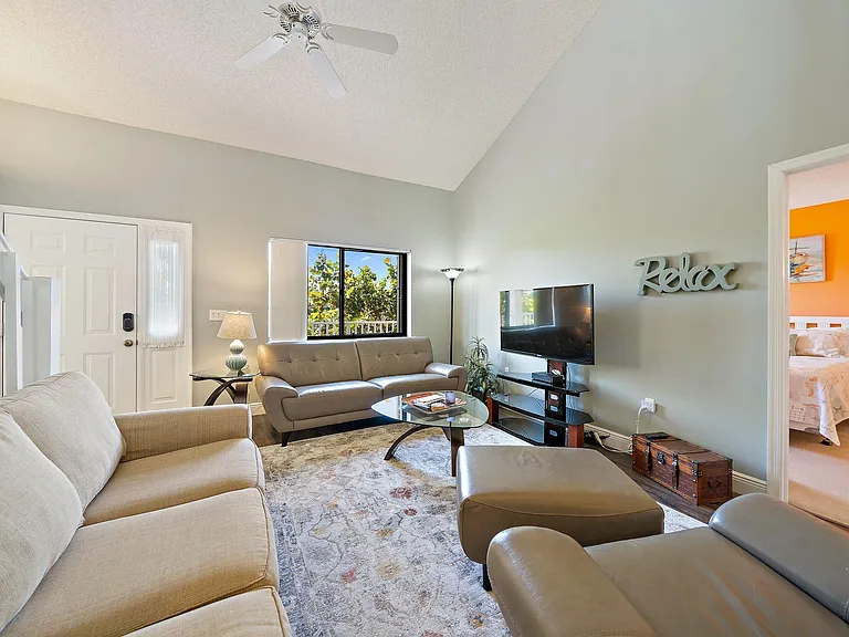 860 Bella Vista Ct S #60 — Photo 9