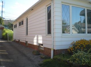 6907 Ridgewood Ave, Parma, OH 44129