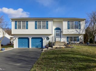 4451 Green Tree Rd, Reading, PA 19606