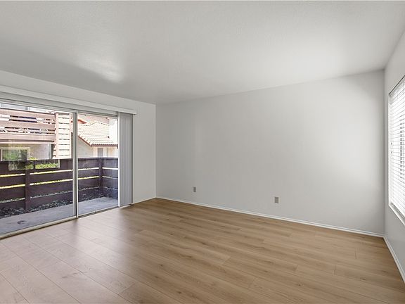 4th image of 1324 Brentwood Cir Unit B