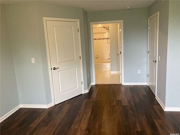 5th image of 81 Somerton Ave