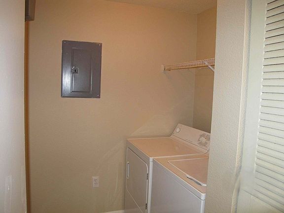 4th image of 5524 Metrowest Blvd #10-212