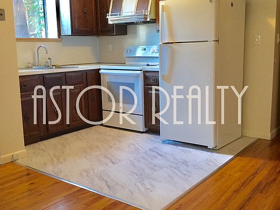 5th image of 3139 43rd St #1