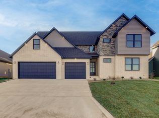 4865 S Burrows Ave, Springfield, MO 65810