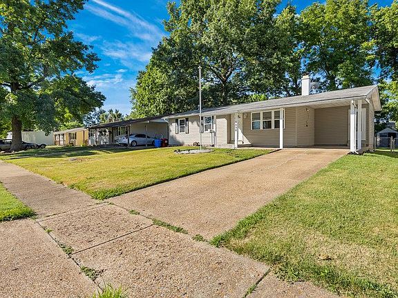 2nd image of 1030 Kingsbrook Ln