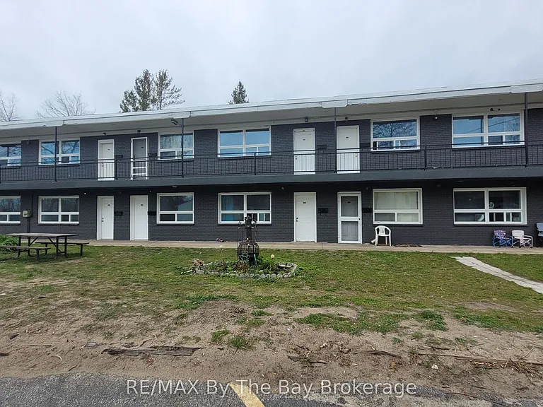 280 River Rd E #A06 — Photo 1