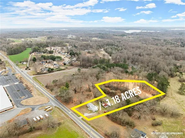 6860 Keith Bridge Rd, Gainesville, GA 30506