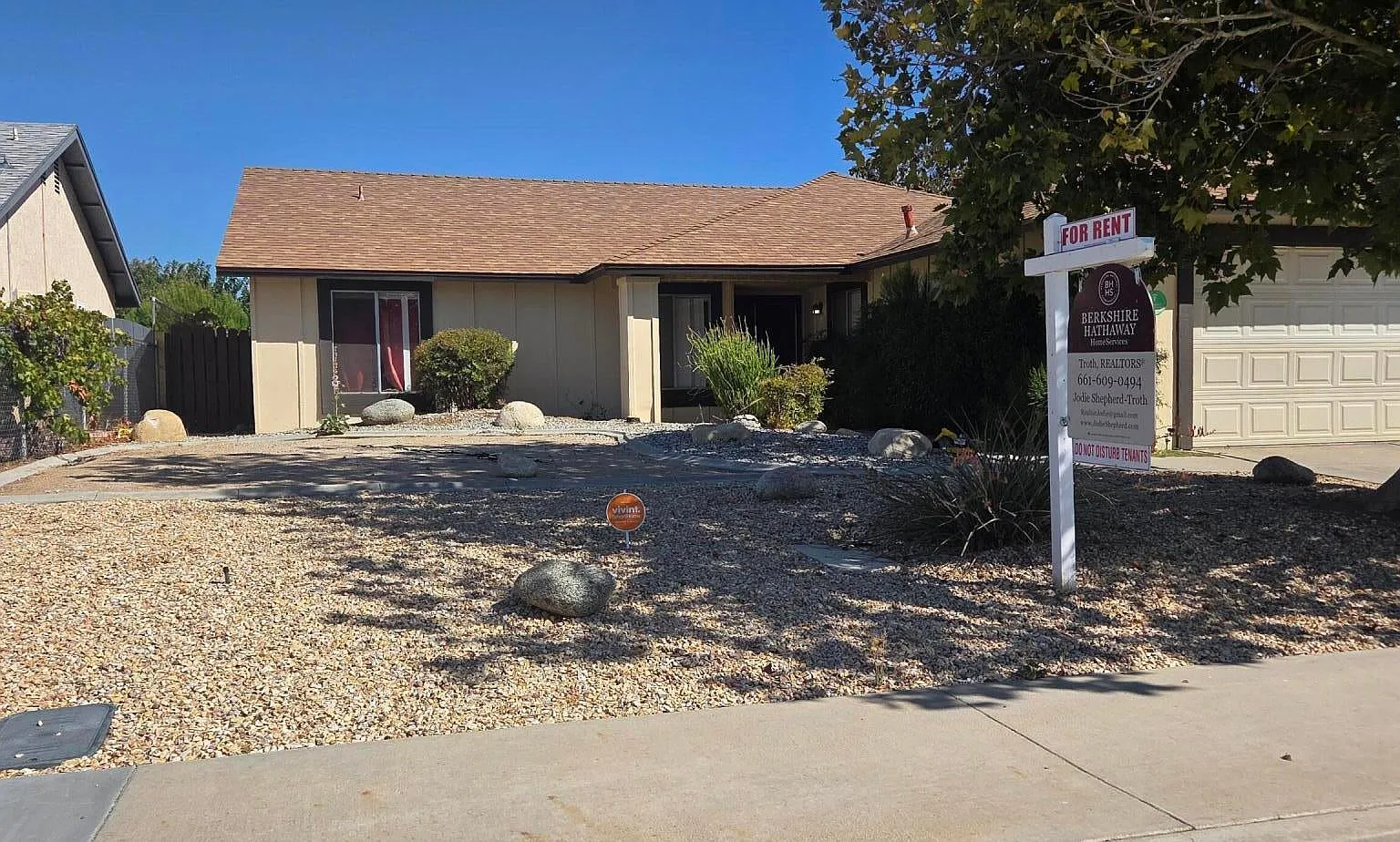 3 bed, 1587 sqft, $2,500 — Photo 1