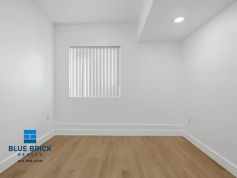 5312 Corteen Pl #26 — Photo 6