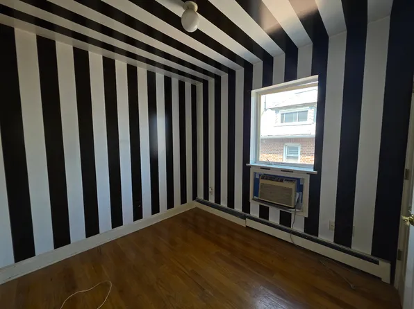 57 Bay 31st Street image 6 of 10