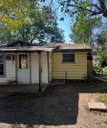 3rd image of 367 ROSEBUD LN