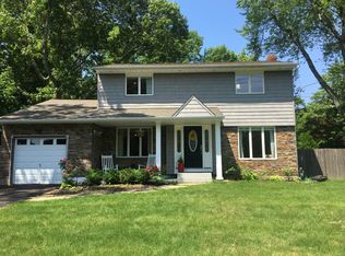 168 Kings Park Rd, Commack, NY 11725