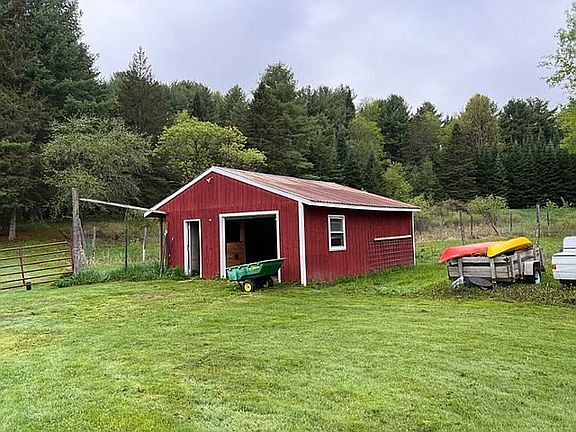 Barn or garage/workshop