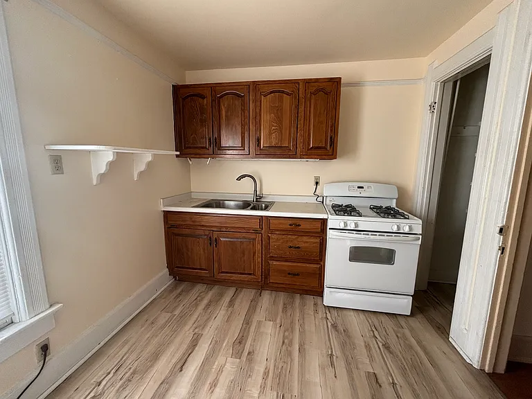 1723 N Cass St #2 — Photo 10