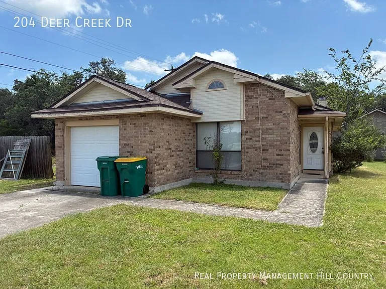 204 Deer Creek Dr — Photo 1