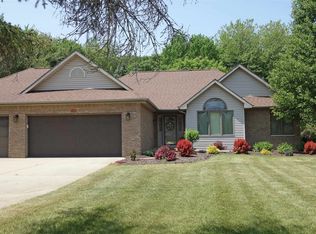17318 Sharon Rd, Chesaning, MI 48616
