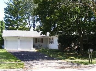 730 Twisted Oak Ln, Buffalo Grove, IL