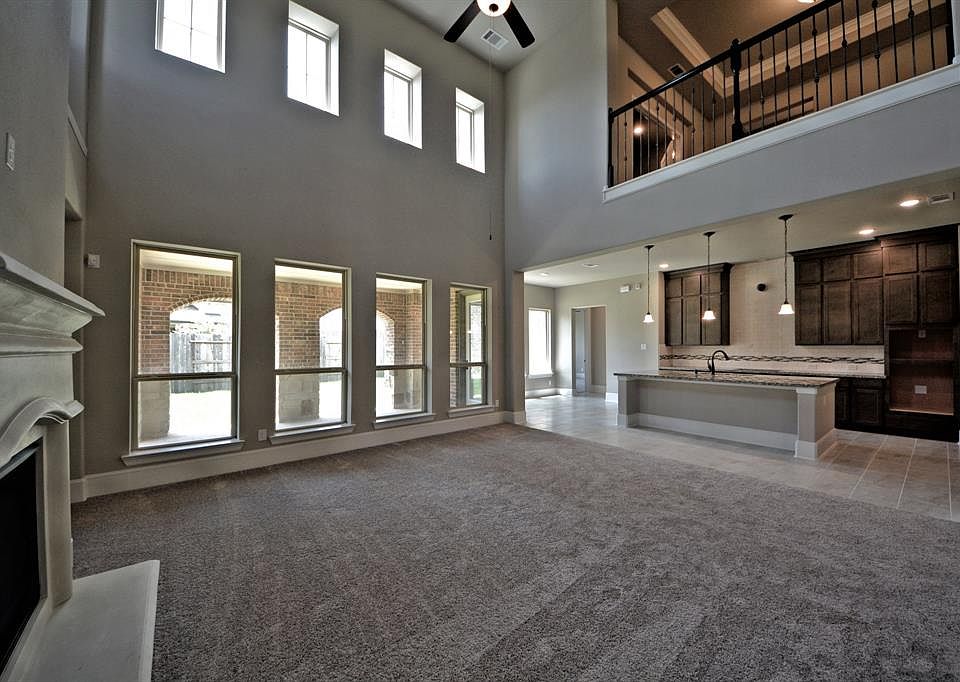 1st image of 33575 Green Prairie Dr