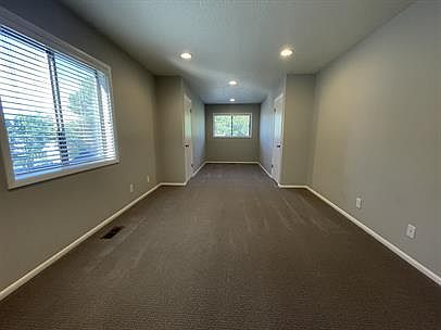 3rd image of 4829 E Arbor Ln