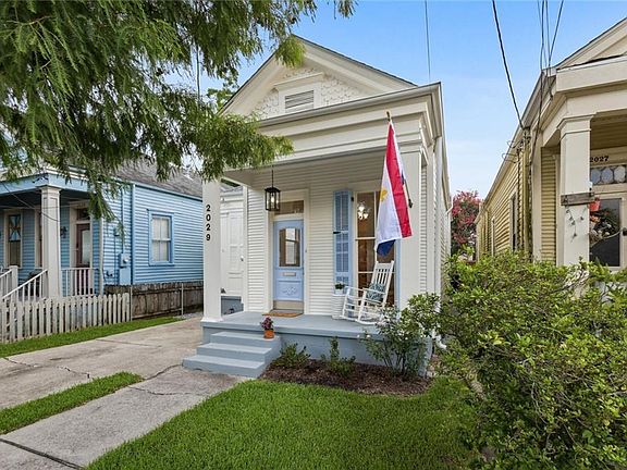 3rd image of 2029 Burdette St