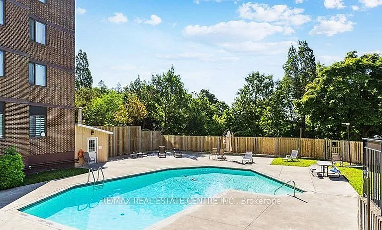 2542 Argyle Rd #5 — Photo 21