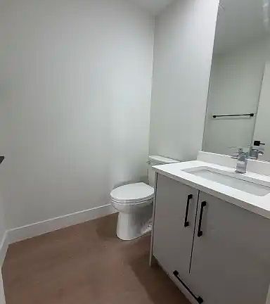 4th image of 9403 103rd Ave #1A