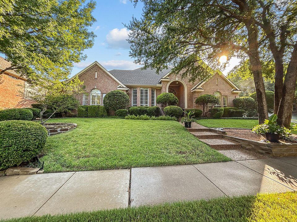 1st image of 1809 Pembroke Ln
