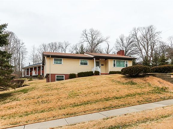 2nd image of 6651 Rainbow Ln