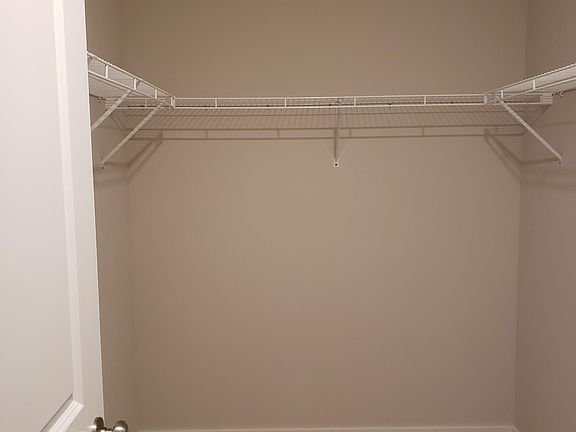 4th image of 2668 NE 116th Pl
