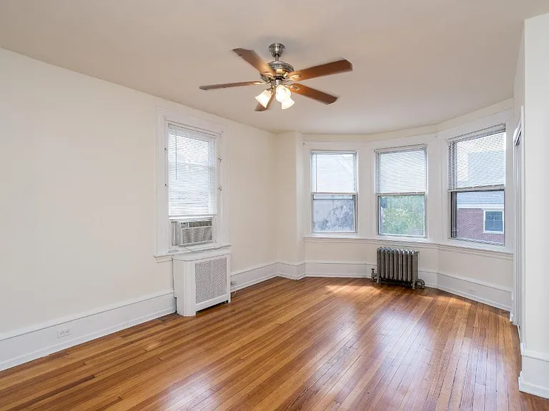 338 S 15th St #3 — Photo 8