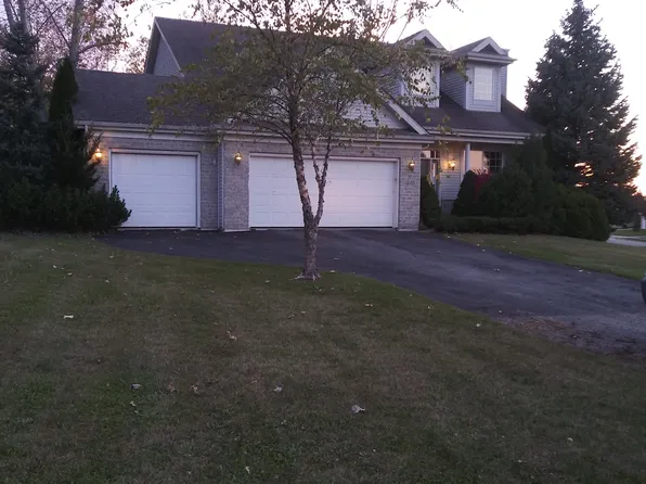 12148 Central Park Blvd, Loves Park, IL 61111