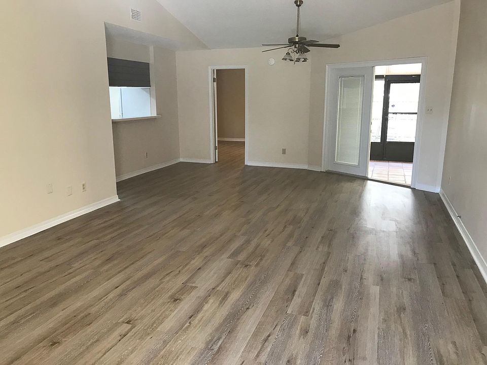 1st image of 411 Waterway Ln