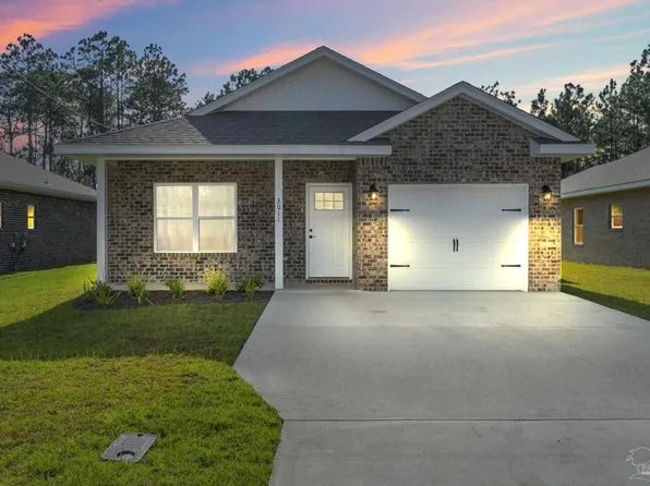 3011 N 33rd Ave, Milton, FL 32583