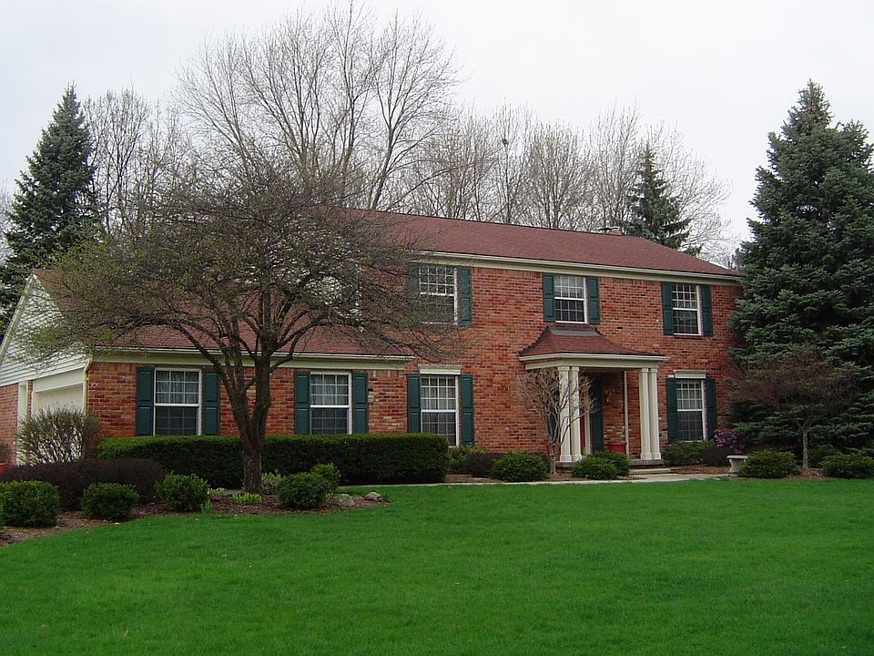 1st image of 2454 Kingsbury Dr