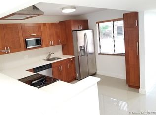 16254 Laurel Dr, Weston, FL 33326