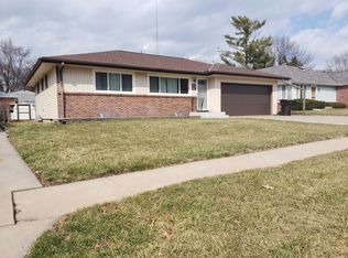 1132 Cold Spring Rd, Lincoln, NE 68512