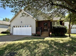 221 Wildgrove Ct, Antioch, TN 37013
